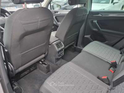 Volkswagen Tiguan LIFE 2.0 TDI SCR 150 CV DSG - FINANZIABILE - PRONTA CONSEGNA Argento usata Iseo