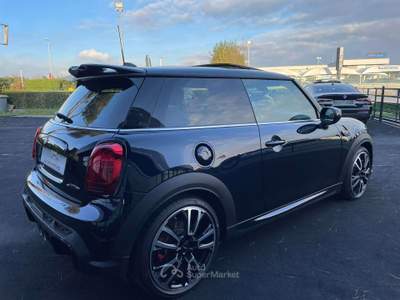 MINI Cooper KAMERA H&K LED 19' NAVI DIGITALE HU-DYSPLAY TETTO Nero usata Ciampino