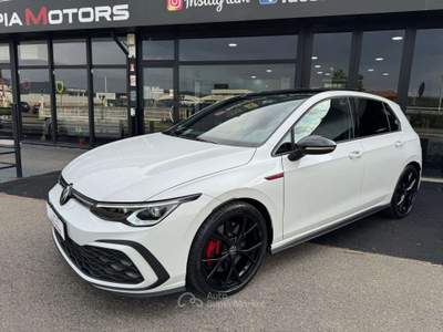 Volkswagen Golf TSI PERFORMANCE DSG NAVI MATRIX TETTO H&K 19 Bianco usata Ciampino