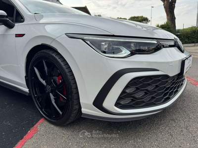 Volkswagen Golf TSI PERFORMANCE DSG NAVI MATRIX TETTO H&K 19 Bianco usata Ciampino
