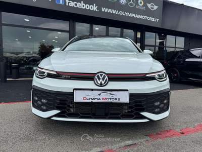 Volkswagen Golf 8.5 TSI PERFORMANCE DSG NAVI MATRIX 19 TETTO Bianco usata Ciampino