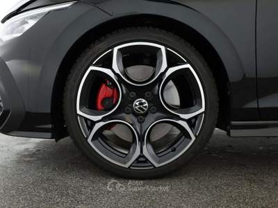 Volkswagen Golf 8.5 TSI PERFORMANCE DSG NAVI MATRIX 19 TETTO Nero usata Ciampino