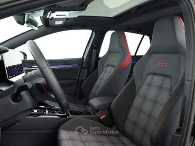 Volkswagen Golf 8.5 TSI PERFORMANCE DSG NAVI MATRIX 19 TETTO Nero usata Ciampino