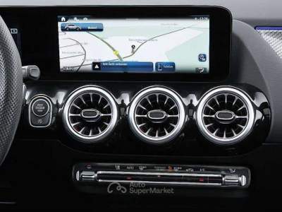 Mercedes-Benz GLA D AUTOMATIC AMG PREMIUM LED TETTO NAVI KAMERA 19' Nero usata Ciampino