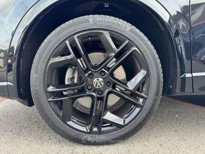Volkswagen Tiguan 2.0 TDI 4M R LINE DSG NAVI MATRIX 20 KAMERA TETTO Nero usata Ciampino