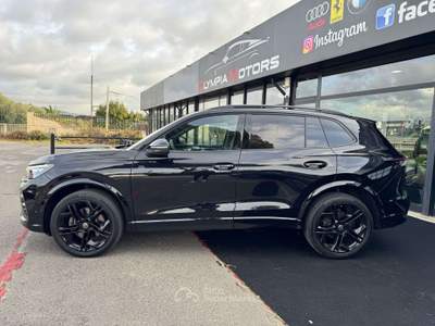 Volkswagen Tiguan 2.0 TDI 4M R LINE DSG NAVI MATRIX 20 KAMERA TETTO Nero usata Ciampino