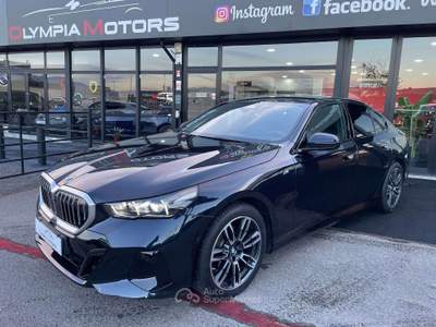 BMW Serie 5 520d 520 D M SPORT 48V LASER H&K KAMERA 360 TETTO CARBON Nero usata Ciampino