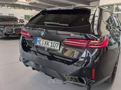 BMW Serie 5 520d 520 D XDRIVE T M SPORT LASER KAMERA PELLE KAMERA TETTO Nero usata Ciampino
