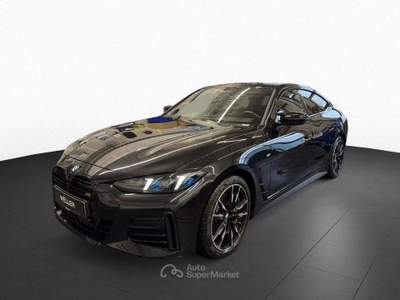 BMW Serie 4 M4 440 M440 PRO GC XDRIVE LASER H&K TETTO Nero usata Ciampino