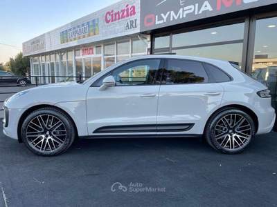 Porsche Macan 2.0 265CV PASM BOSE KAMERA SCARICO 21 TETTO LED Grigio usata Ciampino