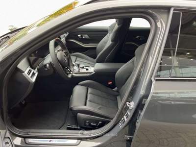 BMW Serie 3 M3 M3 T. COMPETITION XDRIVE CARBON CURVED DISPLAY LASER Grigio usata Ciampino