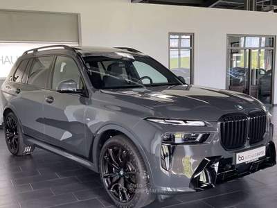 BMW X7 X7 X7 XDRIVE 40D 48V M SPORT PRO 7 POSTI TETTO KAMERA usata Ciampino