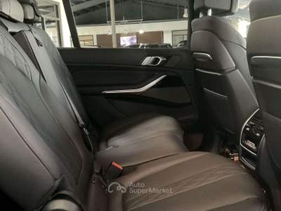 BMW X7 X7 X7 XDRIVE 40D 48V M SPORT PRO 7 POSTI TETTO KAMERA usata Ciampino