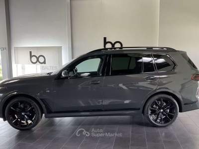 BMW X7 X7 X7 XDRIVE 40D 48V M SPORT PRO 7 POSTI TETTO KAMERA usata Ciampino