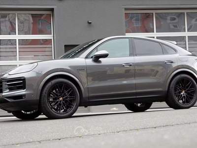 Porsche Cayenne COUPE E-HYBRID NAVI LED PANORAMA KAMERA PASM Grigio usata Ciampino