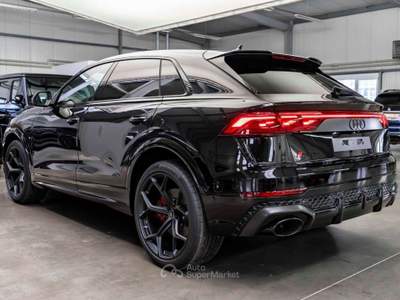 Audi RS Q8 PERFORMANCE KERAMIC TETTO B&O KAMERA MATRIX 23 Nero usata Ciampino