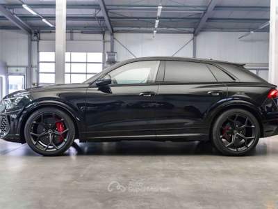 Audi RS Q8 PERFORMANCE KERAMIC TETTO B&O KAMERA MATRIX 23 Nero usata Ciampino