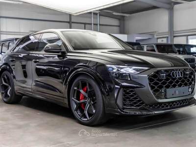 Audi RS Q8 PERFORMANCE KERAMIC TETTO B&O KAMERA MATRIX 23 Nero usata Ciampino