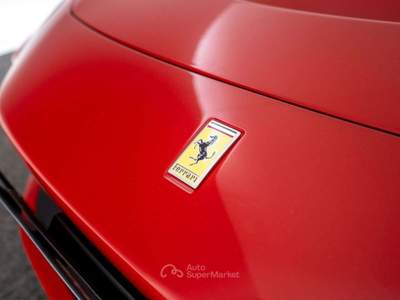 Ferrari F8 721cv Rosso usata Ciampino