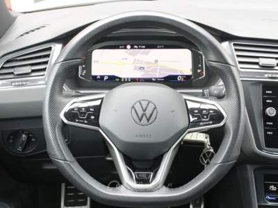 Volkswagen Tiguan 1.5 TSI 150CV DSG IQ.LIGHT R-Line Unicoprop. Bianco usata Crocetta del Montello