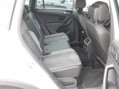 Volkswagen Tiguan 1.5 TSI 150CV DSG IQ.LIGHT R-Line Unicoprop. Bianco usata Crocetta del Montello