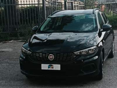 Fiat Tipo Tipo SW 1.4 tjt Easy Gpl 120cv Nero usata Mugnano del Cardinale