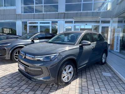 Volkswagen Tiguan Tiguan 2.0 TDI 150 CV DSG Edition Plus Grigio usata MONOPOLI