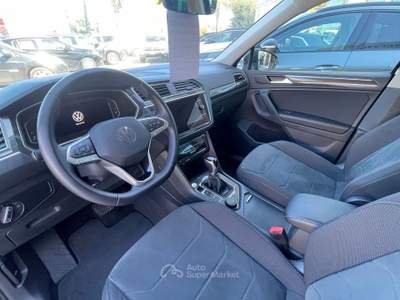 Volkswagen Tiguan Tiguan 2.0 TDI 150 CV SCR DSG 4MOTION Elegance Nero usata MONOPOLI