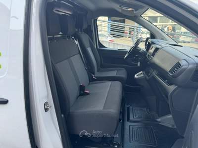 Toyota Proace electric 75kWh 10q L2 D Active Bianco usata Seveso