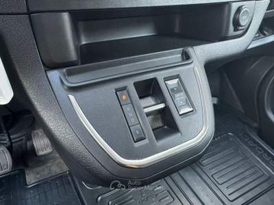 Toyota Proace electric 75kWh 10q L2 D Active Bianco usata Seveso