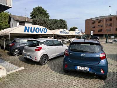 Hyundai i10 1.0 MPI Connectline Blu/Azzurro usata Somma Lombardo