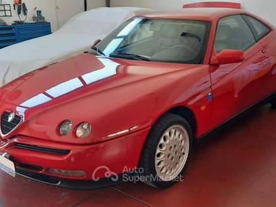 Alfa Romeo Gtv/Spider 2.0i 16V Twin Spark cat Rosso usata Quarto d'Altino