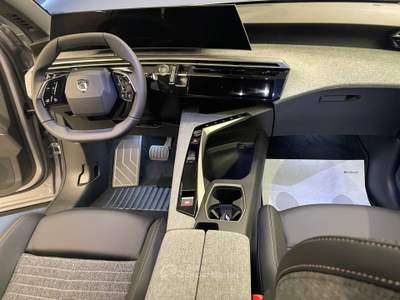 Peugeot 3008 3008 Hybrid 145 E-Dcs6 Allure Argento usata Cassola