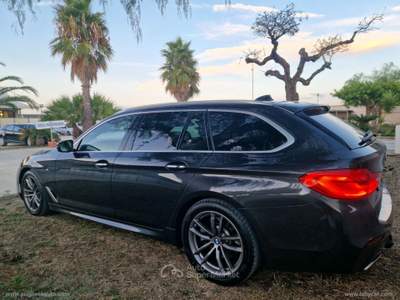BMW Serie 5 520d 520d aut. Touring Msport TETTO LUCI AMBIENTE Grigio usata Latiano