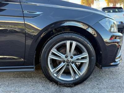 Volkswagen Polo Polo 1.0 EVO 80CV R-LINE Nero usata Mesagne