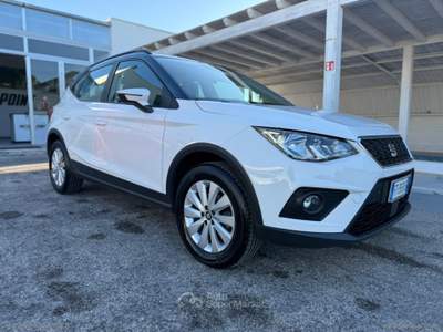 Seat Arona Arona 1.0 TGI FR Bianco usata Mesagne