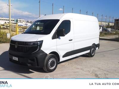 Renault Master Master t35 2.0 blue dci 130cv l2h2 Bianco usata Marcianise