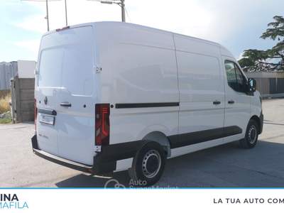 Renault Master Master t35 2.0 blue dci 130cv l2h2 Bianco usata Marcianise