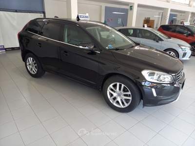 Volvo XC60 Vettura bellissima 4WD Nero usata LIVORNO