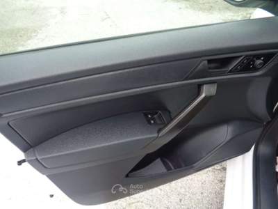 Volkswagen Caddy 1.4 TGI Furgone Business Bianco usata Tolentino