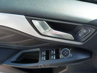 Ford Focus 1.5 EcoBlue 120 CV automatico SW Business Co-Pilot Bianco usata Tolentino