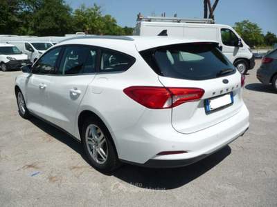 Ford Focus 1.5 EcoBlue 120 CV automatico SW Business Co-Pilot Bianco usata Tolentino