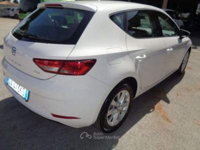 Seat Leon 1.5 TGI DSG 5p. Style METANO 2021 Bianco usata Tolentino