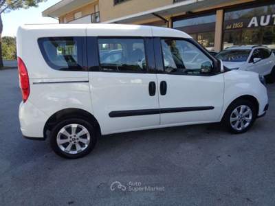 Fiat Doblò Doblò 1.6 MJT 120CV S&S Lounge 5 POSTI Bianco usata Tolentino