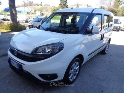 Fiat Doblò Doblò 1.6 MJT 120CV S&S Lounge 5 POSTI Bianco usata Tolentino
