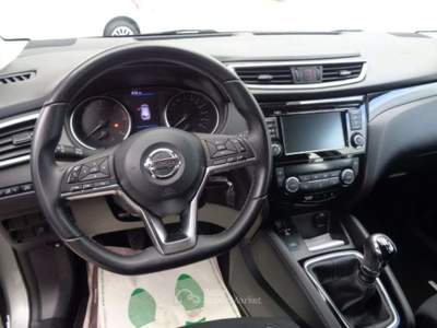 Nissan Qashqai 1.7 dCi 150 CV Business Grigio usata Tolentino