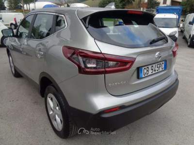 Nissan Qashqai 1.7 dCi 150 CV Business Grigio usata Tolentino