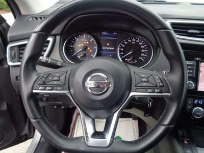 Nissan Qashqai 1.7 dCi 150 CV Business Grigio usata Tolentino
