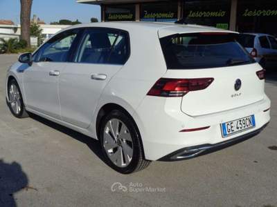 Volkswagen Golf 1.5 TGI DSG Style Bianco usata Tolentino