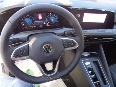 Volkswagen Golf 1.5 TGI DSG Style Bianco usata Tolentino